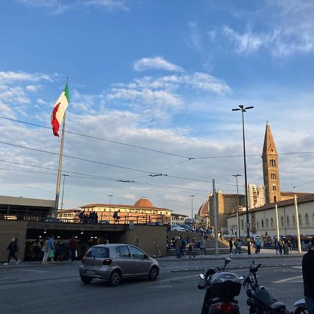 Santa Maria Novella - Golden Lily Florence, City Center Apartment ภายนอก รูปภาพ